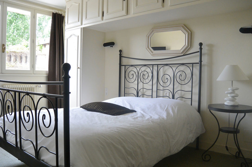 Hotel De Rouen Louviers Eksteriør bilde