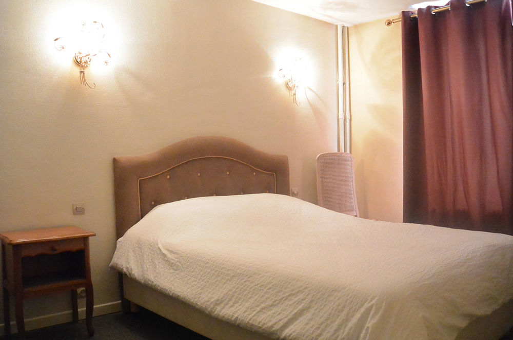 Hotel De Rouen Louviers Eksteriør bilde